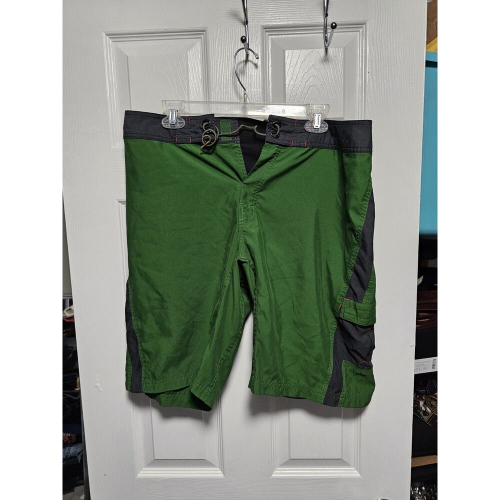 The North Face Shorts Men's M Shorts/Board Shorts Green Drawstring